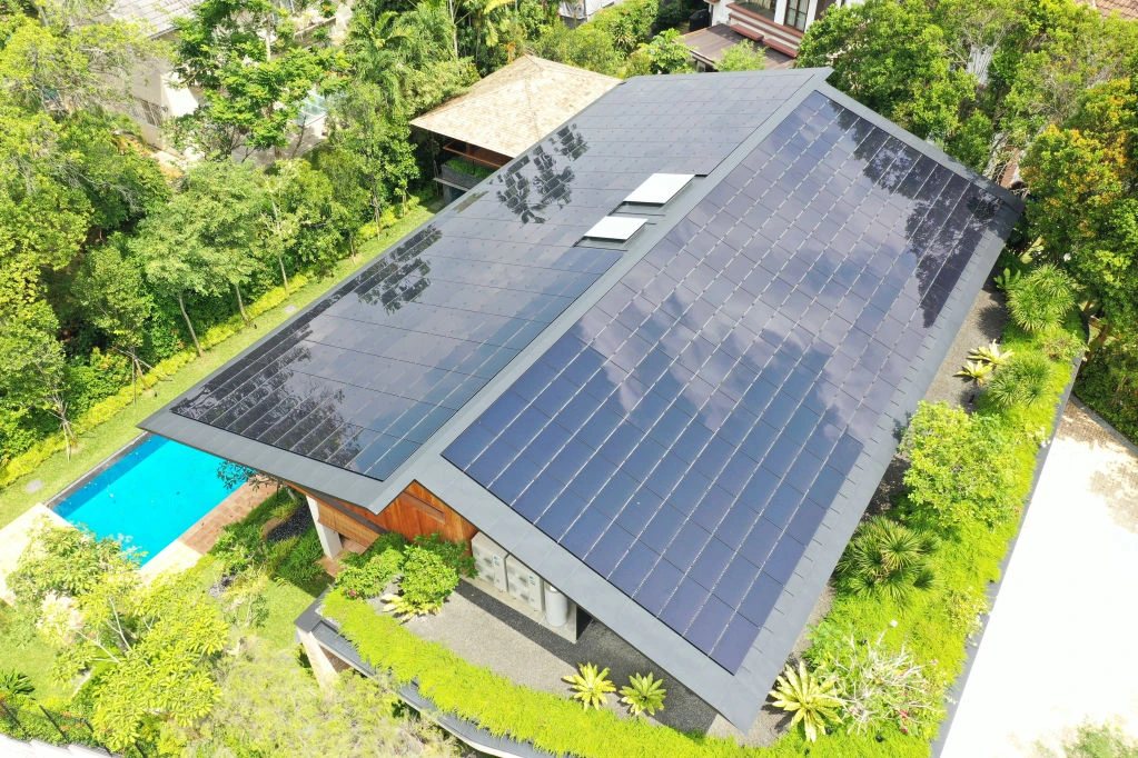residential solar power panels, roof with solar power panels